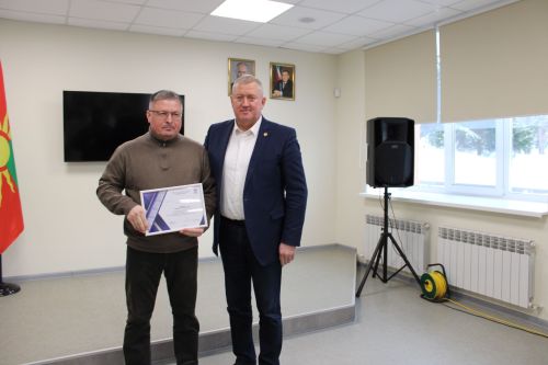 Зәйдә махсус хәрби операция зонасыннан ялга кайткан хәрбиләр белән очрашу узды