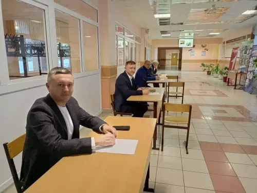 Шәһәр тирәлегенең төзеклеге, матурлыгы анда яшәүчеләрнең намуслы гамәлләренә дә бәйле