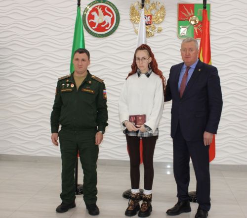 Зәйдә махсус хәрби операциядә һәлак булган геройларның гаиләләренә дәүләт бүләкләре тапшырылды