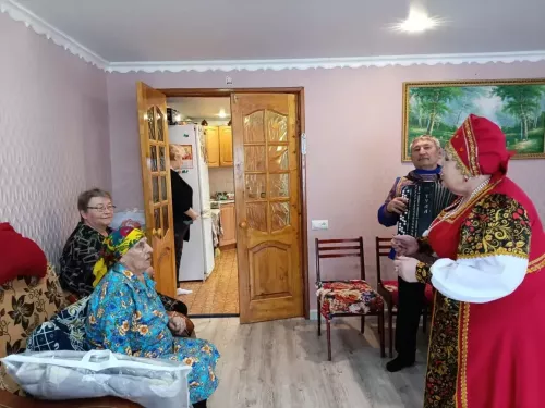 Бохарайның өлкән кешесен юбилее белән котладылар