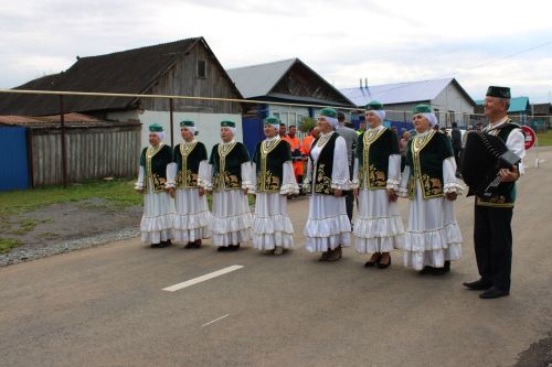 Зәй районында Канаш авылы юлы төзекләндерелгәннән соң тантаналы төстә ачылды