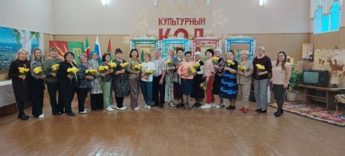 В РДК Заинского района прошел праздник для старшего поколения