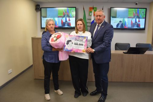 Зәйдә утыз җиденче гаилә махсус сертификат алды