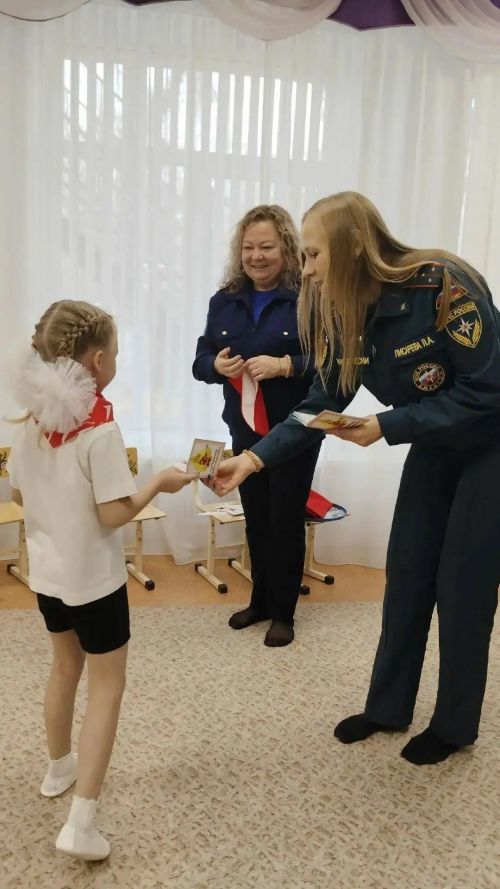 Зәйдә сабыйларга янгын куркынычсызлыгы хакында даими  искәртәләр