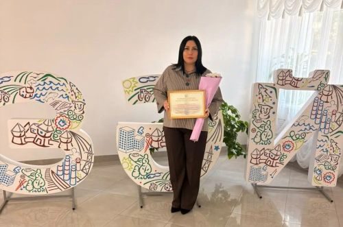 «Алтынчәч» тәрбиячесе Гөлфия Тимофеева балаларның көндәлек тормышын трендларга әйләндерә