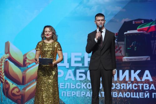 Зәй  игенчеләрен «Уңыш бәйрәме»ндә хөрмәтләделәр: фоторепортаж