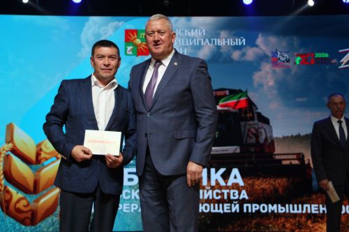 Заинские аграрии собрали 114 тысяч тонн хлеба и отметили праздник урожая