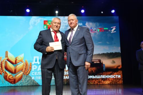 Зәй  игенчеләрен «Уңыш бәйрәме»ндә хөрмәтләделәр: фоторепортаж