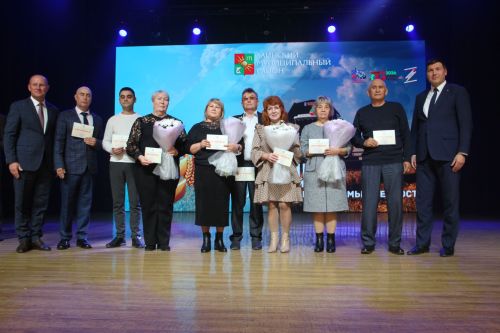Зәй  игенчеләрен «Уңыш бәйрәме»ндә хөрмәтләделәр: фоторепортаж