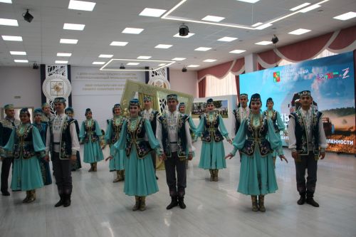 Зәй  игенчеләрен «Уңыш бәйрәме»ндә хөрмәтләделәр: фоторепортаж