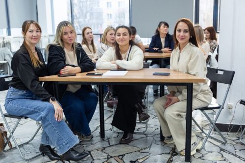 «Молодёжный центр» представили на Слёте молодёжных центров РТ