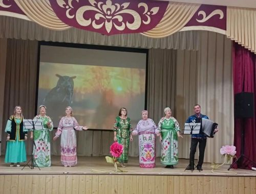 В ГДК Мирного открыли творческий сезон «Добро пожаловать!»