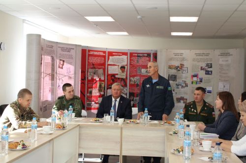 Ватанны саклаучылар белән диалог: районда ялга кайткан хәрбиләр белән очрашу узды