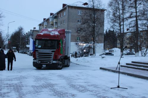 Зәйдән Ватанны саклаучылар көне уңаеннан хәрбиләргә гуманитар ярдәм озатылды