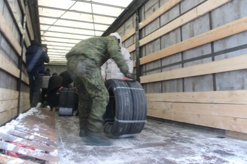 Зәйдән Ватанны саклаучылар көне уңаеннан хәрбиләргә гуманитар ярдәм озатылды