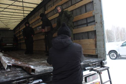 Зәйдән Ватанны саклаучылар көне уңаеннан хәрбиләргә гуманитар ярдәм озатылды