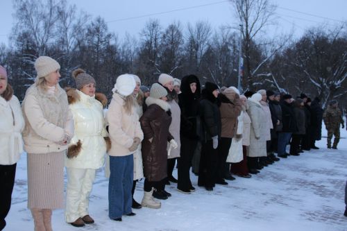 Зәйдән Ватанны саклаучылар көне уңаеннан хәрбиләргә гуманитар ярдәм озатылды
