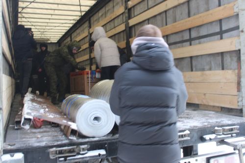 Зәйдән Ватанны саклаучылар көне уңаеннан хәрбиләргә гуманитар ярдәм озатылды