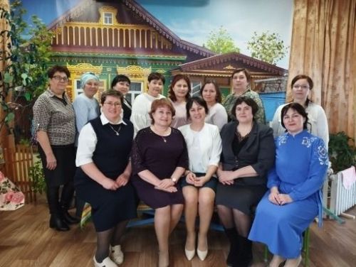 Зәйдә Туган тел көне алдыннан татар теле һәм әдәбияты укытучылары фикерләште