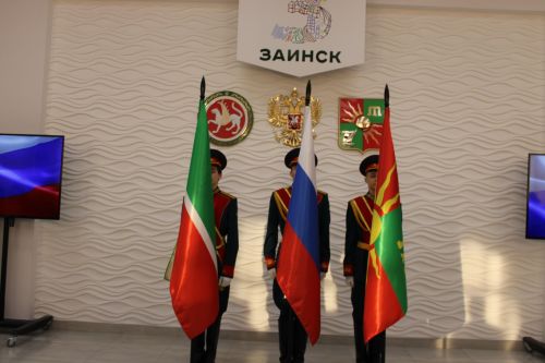 Зәйдә махсус хәрби операциядә һәлак булган геройларның гаиләләренә дәүләт бүләкләре тапшырылды