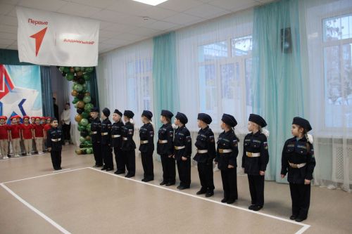 В детском саду «Василек» прошел смотр строя и песни, посвященный Дню защитника Отечества