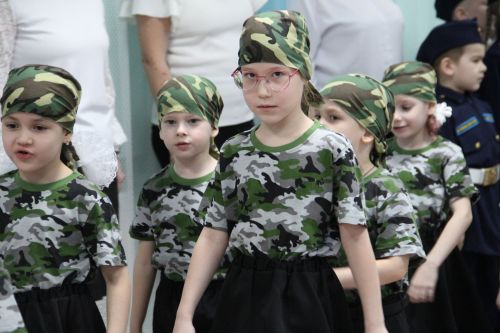 В детском саду «Василек» прошел смотр строя и песни, посвященный Дню защитника Отечества