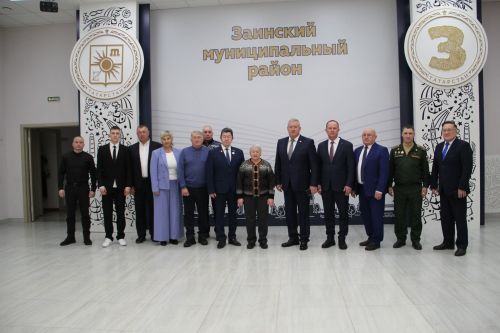 В Заинске торжественно открыли Год патриотизма и единства