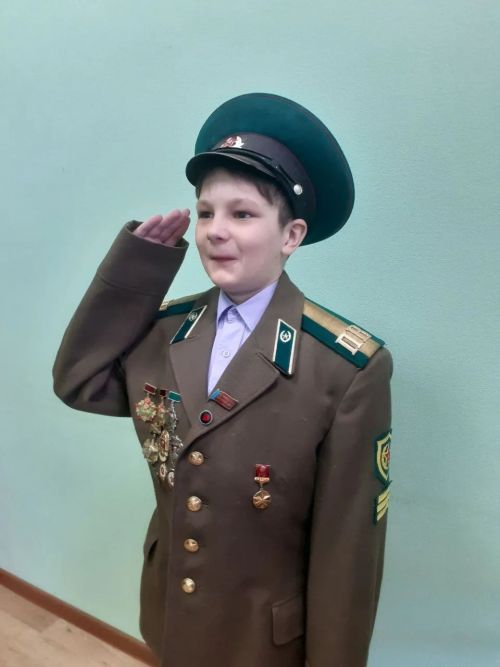 За что пограничника Сергея Колесникова не отпустили домой после двух лет службы