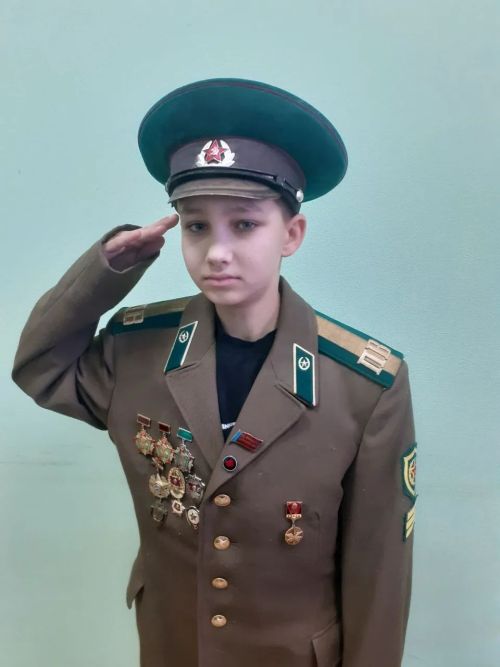За что пограничника Сергея Колесникова не отпустили домой после двух лет службы
