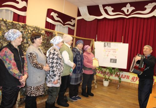 Маскировка челтәрләре үрүче Түбән Лоҗы апалары: “Безнең өчен аларның һәркайсы кадерле”