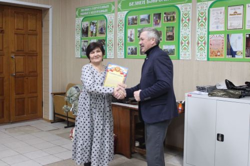 Бигешлеләр, маскировка челтәрләре үреп, Җиңүне якынайталар