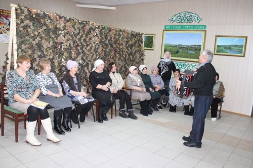 Бигешлеләр, маскировка челтәрләре үреп, Җиңүне якынайталар