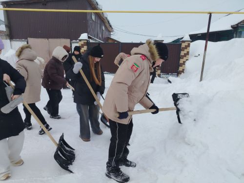 Зәй укучылары волонтерлык акцияләрендә катнаша