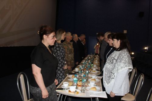 Зәйдә хәрбиләр белән очрашуда махсус хәрби операция ветеранына медаль тапшырылды