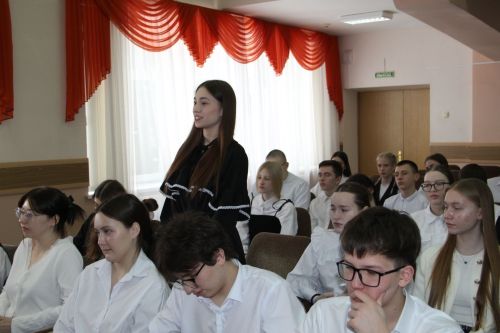 В школах Заинского района прошли парламентские уроки, посвященные Году воинской и трудовой доблести