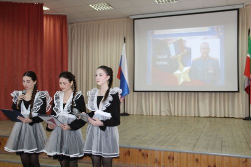 В школах Заинского района прошли парламентские уроки, посвященные Году воинской и трудовой доблести