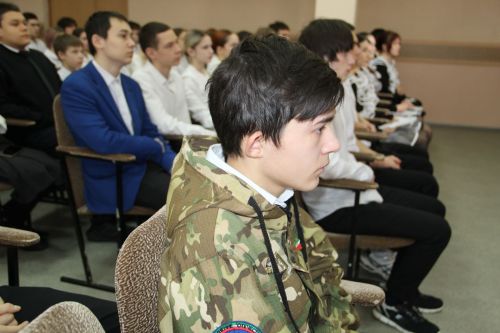 В школах Заинского района прошли парламентские уроки, посвященные Году воинской и трудовой доблести