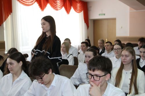 В школах Заинского района прошли парламентские уроки, посвященные Году воинской и трудовой доблести