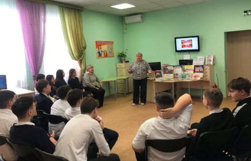 Семиклассники Заинска обсудили с библиотекарями опасность наркотиков