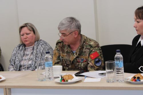 Зәйдә хәрбиләр белән очрашуда  медальләр тапшырылды