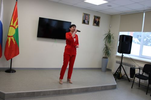 Зәйдә хәрбиләр белән очрашуда  медальләр тапшырылды