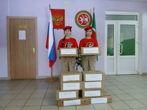 Югары Мәлем укучылары тагын бер партия окоп шәмнәре ясады