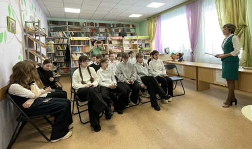 Зәй китапханәсендә яшь буынны тарихи истәлекләр белән таныштырдылар
