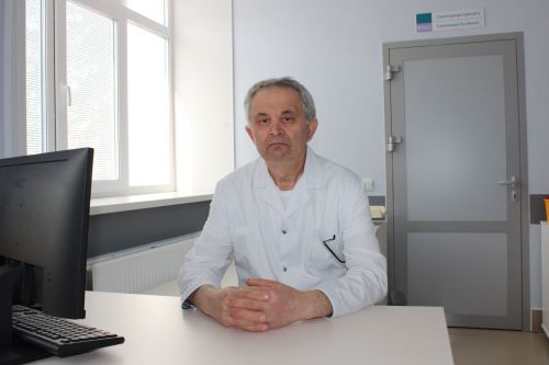 «Симптом капюшона» и боль в пояснице: инфекционист из Заинской ЦРБ — о главных признаках ГЛПС