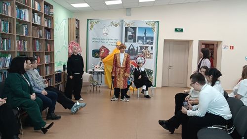 Китапханәдә – театр ункөнлеге