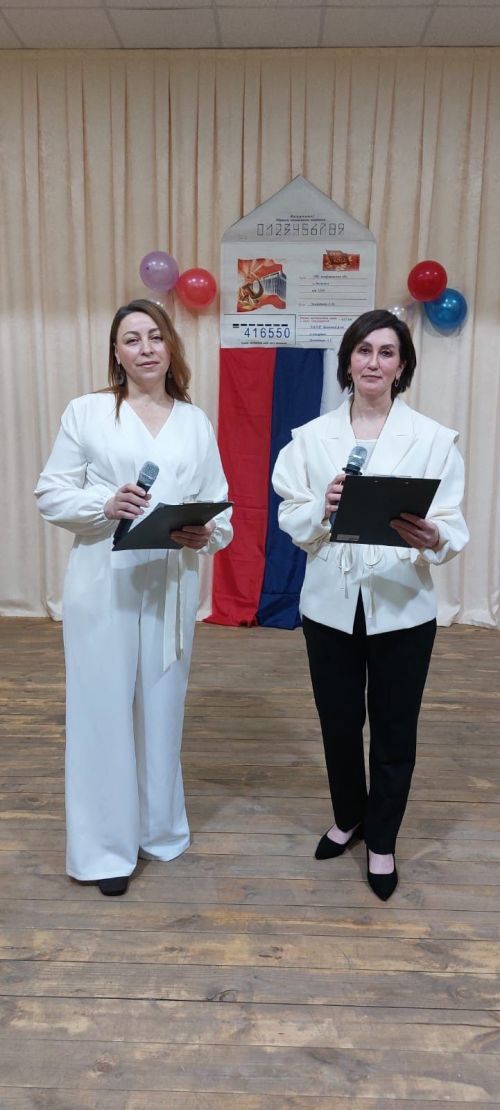 Зәй мәдәният хезмәткәрләре “Дуслык күпере” программасы белән авылларга чыга