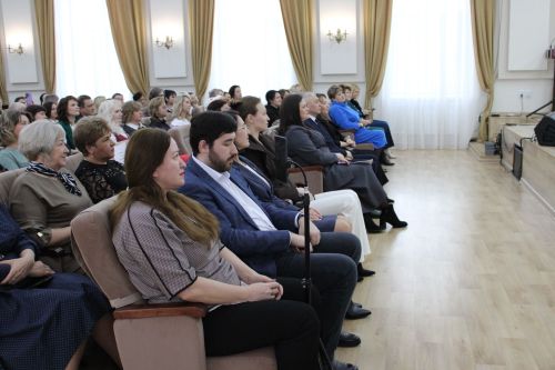 В Заинске работников культуры поздравили с профессиональным праздником и вручили награды