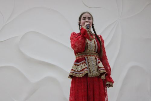 В Заинске работников культуры поздравили с профессиональным праздником и вручили награды