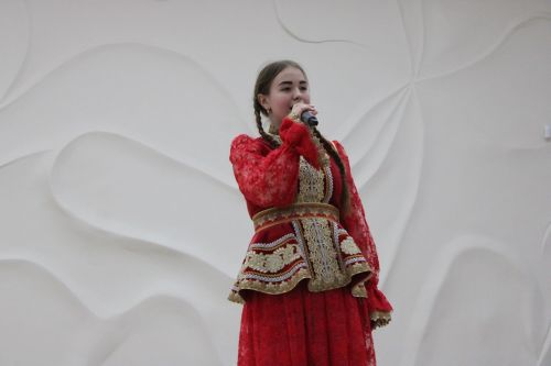 В Заинске работников культуры поздравили с профессиональным праздником и вручили награды
