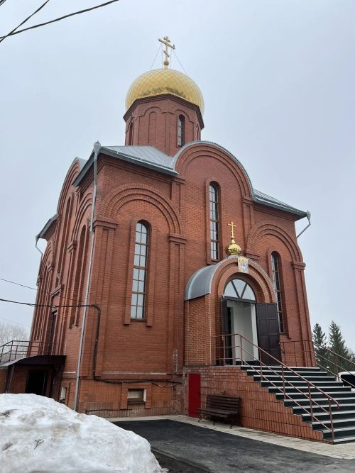 Зәй храмында Әлмәт һәм Бөгелмә епискобы Мефодий  литургия үткәрде